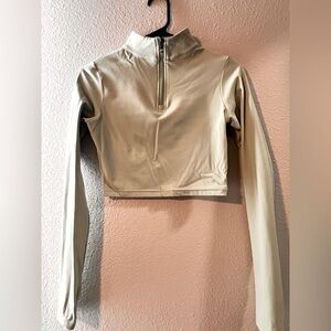 Vitality long sleeved crop workout top